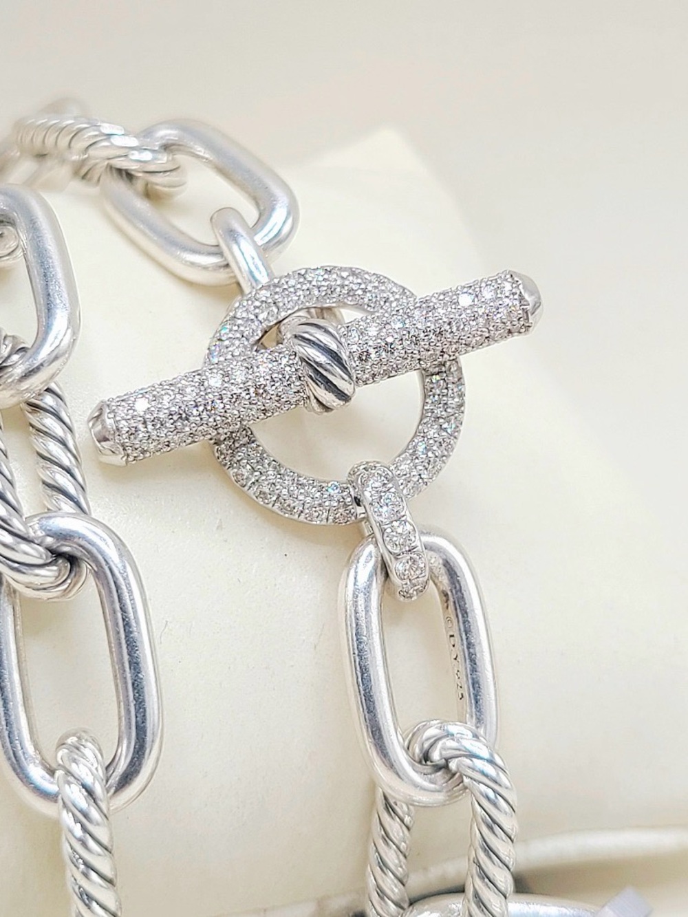 David Yurman Madison Toggle Chain Necklace With Diamonds , 11mm - Picture 9 of 10